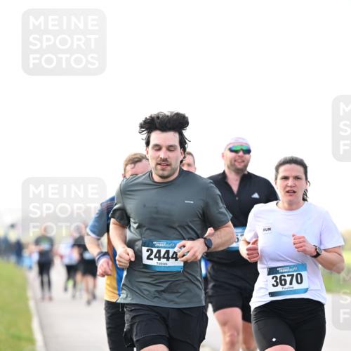 12.04.2026 - 45. Internationalen Wilhelmsburger Insellauf Dr. Thomas Lammeyer http://msf.ph/oto/9442683 12.04.2026 10:13:02 Laufen 2444, 3670 meine-sportfotos.de