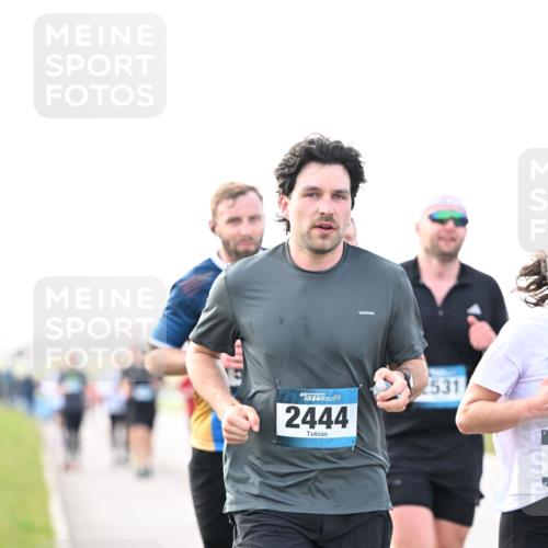 12.04.2026 - 45. Internationalen Wilhelmsburger Insellauf Dr. Thomas Lammeyer http://msf.ph/oto/9442685 12.04.2026 10:13:03 Laufen 2444, 531 meine-sportfotos.de
