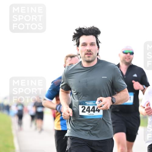 12.04.2026 - 45. Internationalen Wilhelmsburger Insellauf Dr. Thomas Lammeyer http://msf.ph/oto/9442686 12.04.2026 10:13:03 Laufen 2444 meine-sportfotos.de
