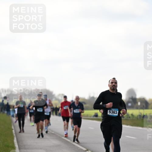 12.04.2026 - 45. Internationalen Wilhelmsburger Insellauf Dr. Thomas Lammeyer http://msf.ph/oto/9442691 12.04.2026 10:13:05 Laufen 5363 meine-sportfotos.de