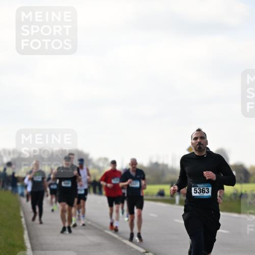12.04.2026 - 45. Internationalen Wilhelmsburger Insellauf Dr. Thomas Lammeyer http://msf.ph/oto/9442694 12.04.2026 10:13:06 Laufen 5363 meine-sportfotos.de