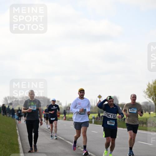 12.04.2026 - 45. Internationalen Wilhelmsburger Insellauf Dr. Thomas Lammeyer http://msf.ph/oto/9442746 12.04.2026 10:13:17 Laufen 3144, 10, 3894, 5251 meine-sportfotos.de