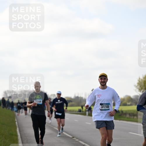 12.04.2026 - 45. Internationalen Wilhelmsburger Insellauf Dr. Thomas Lammeyer http://msf.ph/oto/9442758 12.04.2026 10:13:19 Laufen 3144, 3110 meine-sportfotos.de