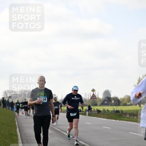 12.04.2026 - 45. Internationalen Wilhelmsburger Insellauf Dr. Thomas Lammeyer http://msf.ph/oto/9442768 12.04.2026 10:13:21 Laufen 2144, 3917 meine-sportfotos.de