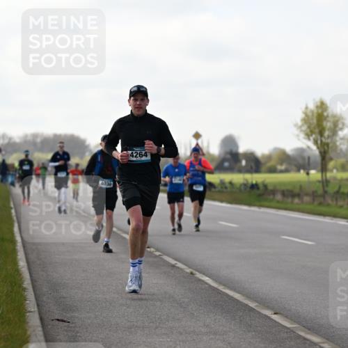 12.04.2026 - 45. Internationalen Wilhelmsburger Insellauf Dr. Thomas Lammeyer http://msf.ph/oto/9442790 12.04.2026 10:13:35 Laufen 4030, 4264 meine-sportfotos.de