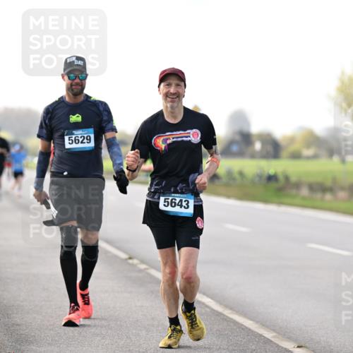 12.04.2026 - 45. Internationalen Wilhelmsburger Insellauf Dr. Thomas Lammeyer http://msf.ph/oto/9442873 12.04.2026 10:13:59 Laufen 5629, 5643 meine-sportfotos.de