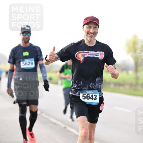 12.04.2026 - 45. Internationalen Wilhelmsburger Insellauf Dr. Thomas Lammeyer http://msf.ph/oto/9442880 12.04.2026 10:14:00 Laufen 5629, 45, 5643 meine-sportfotos.de