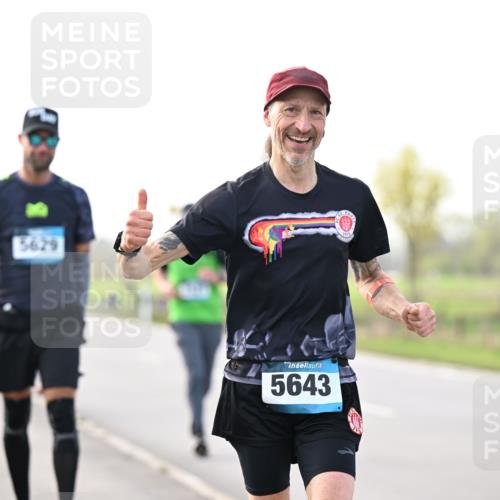 12.04.2026 - 45. Internationalen Wilhelmsburger Insellauf Dr. Thomas Lammeyer http://msf.ph/oto/9442882 12.04.2026 10:14:01 Laufen 5629, 5643 meine-sportfotos.de