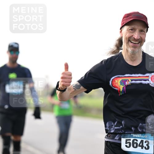 12.04.2026 - 45. Internationalen Wilhelmsburger Insellauf Dr. Thomas Lammeyer http://msf.ph/oto/9442886 12.04.2026 10:14:01 Laufen 45, 5643, 1910 meine-sportfotos.de