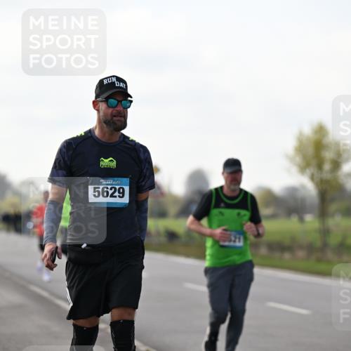 12.04.2026 - 45. Internationalen Wilhelmsburger Insellauf Dr. Thomas Lammeyer http://msf.ph/oto/9442888 12.04.2026 10:14:02 Laufen 5629 meine-sportfotos.de