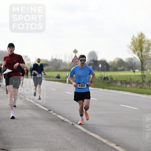 12.04.2026 - 45. Internationalen Wilhelmsburger Insellauf Dr. Thomas Lammeyer http://msf.ph/oto/9442934 12.04.2026 10:14:13 Laufen 409, 4482 meine-sportfotos.de