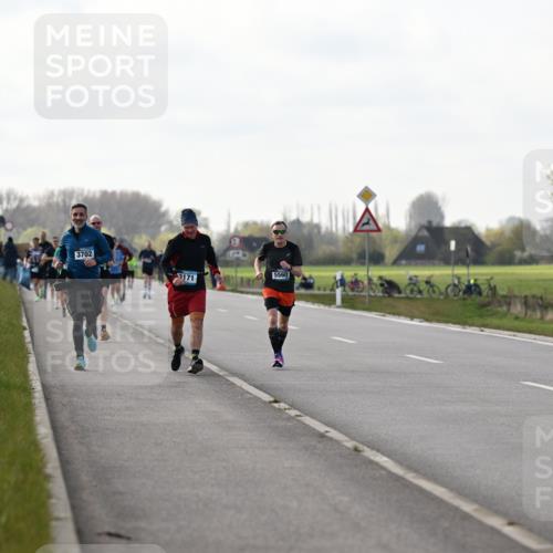 12.04.2026 - 45. Internationalen Wilhelmsburger Insellauf Dr. Thomas Lammeyer http://msf.ph/oto/9442970 12.04.2026 10:14:22 Laufen 3702, 3171, 2, 5560 meine-sportfotos.de