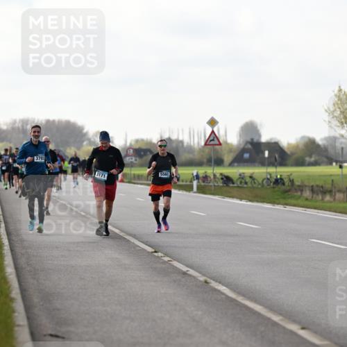 12.04.2026 - 45. Internationalen Wilhelmsburger Insellauf Dr. Thomas Lammeyer http://msf.ph/oto/9442972 12.04.2026 10:14:22 Laufen 3702, 3171, 5560 meine-sportfotos.de