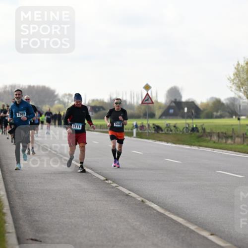 12.04.2026 - 45. Internationalen Wilhelmsburger Insellauf Dr. Thomas Lammeyer http://msf.ph/oto/9442975 12.04.2026 10:14:22 Laufen 3702, 3171, 5560 meine-sportfotos.de