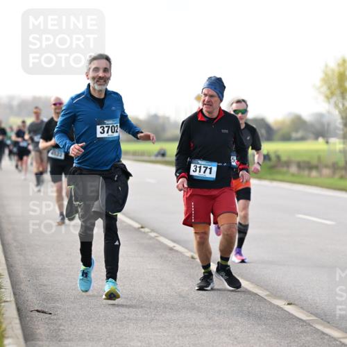 12.04.2026 - 45. Internationalen Wilhelmsburger Insellauf Dr. Thomas Lammeyer http://msf.ph/oto/9442984 12.04.2026 10:14:27 Laufen 3702, 3171 meine-sportfotos.de
