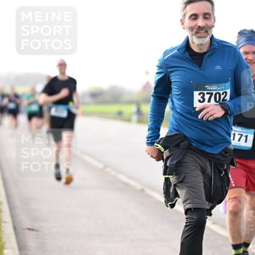12.04.2026 - 45. Internationalen Wilhelmsburger Insellauf Dr. Thomas Lammeyer http://msf.ph/oto/9442995 12.04.2026 10:14:28 Laufen 3702, 171 meine-sportfotos.de