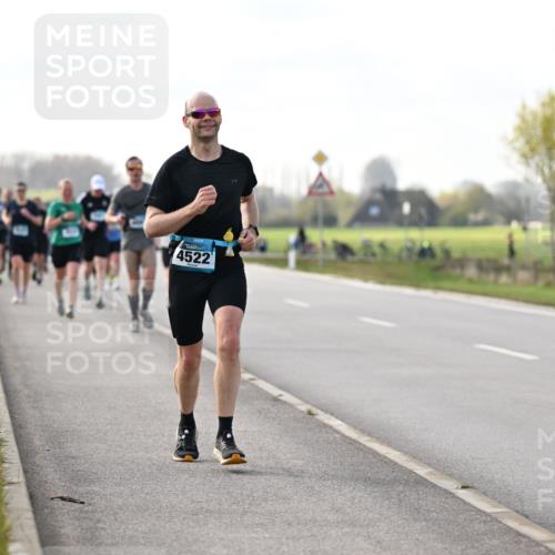 12.04.2026 - 45. Internationalen Wilhelmsburger Insellauf Dr. Thomas Lammeyer http://msf.ph/oto/9443002 12.04.2026 10:14:30 Laufen 4522 meine-sportfotos.de
