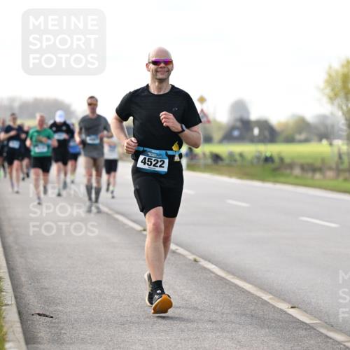 12.04.2026 - 45. Internationalen Wilhelmsburger Insellauf Dr. Thomas Lammeyer http://msf.ph/oto/9443005 12.04.2026 10:14:30 Laufen 4522 meine-sportfotos.de