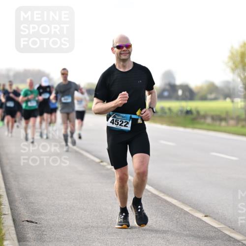 12.04.2026 - 45. Internationalen Wilhelmsburger Insellauf Dr. Thomas Lammeyer http://msf.ph/oto/9443007 12.04.2026 10:14:30 Laufen 4522 meine-sportfotos.de