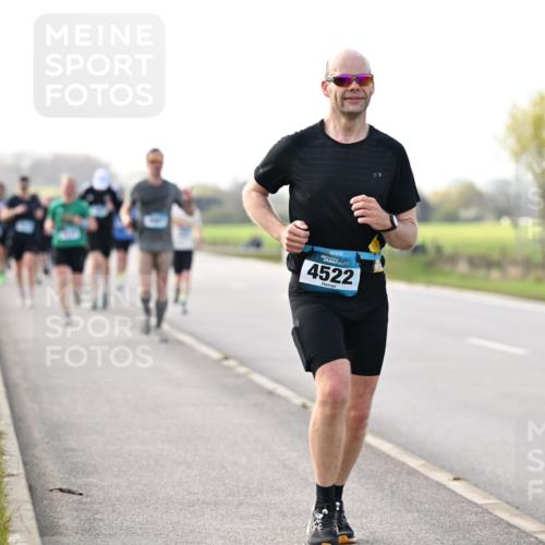 12.04.2026 - 45. Internationalen Wilhelmsburger Insellauf Dr. Thomas Lammeyer http://msf.ph/oto/9443010 12.04.2026 10:14:31 Laufen 4522 meine-sportfotos.de