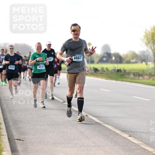 12.04.2026 - 45. Internationalen Wilhelmsburger Insellauf Dr. Thomas Lammeyer http://msf.ph/oto/9443025 12.04.2026 10:14:34 Laufen 4629, 3534, 4401, 4667 meine-sportfotos.de