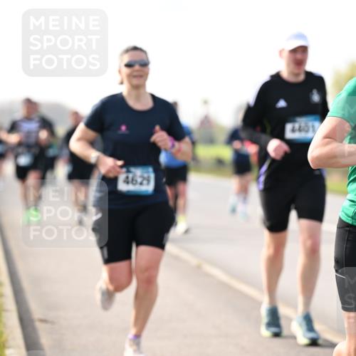 12.04.2026 - 45. Internationalen Wilhelmsburger Insellauf Dr. Thomas Lammeyer http://msf.ph/oto/9443051 12.04.2026 10:14:39 Laufen 4629, 3534 meine-sportfotos.de