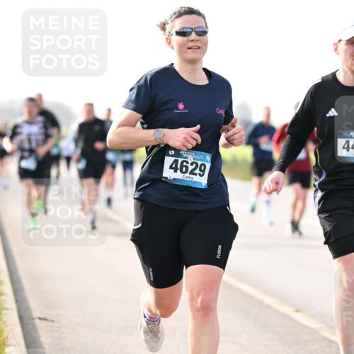 12.04.2026 - 45. Internationalen Wilhelmsburger Insellauf Dr. Thomas Lammeyer http://msf.ph/oto/9443054 12.04.2026 10:14:39 Laufen 9, 4629, 4401 meine-sportfotos.de