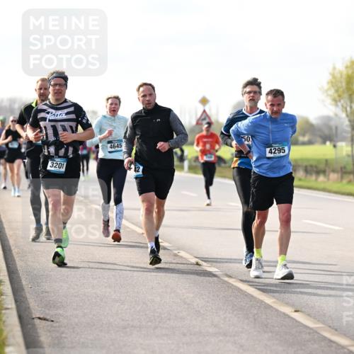 12.04.2026 - 45. Internationalen Wilhelmsburger Insellauf Dr. Thomas Lammeyer http://msf.ph/oto/9443068 12.04.2026 10:14:41 Laufen 3201, 50, 4645, 4295, 3834 meine-sportfotos.de