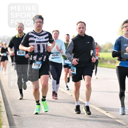12.04.2026 - 45. Internationalen Wilhelmsburger Insellauf Dr. Thomas Lammeyer http://msf.ph/oto/9443077 12.04.2026 10:14:43 Laufen 4646, 320, 4645, 42, 34, 4295 meine-sportfotos.de