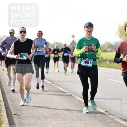 12.04.2026 - 45. Internationalen Wilhelmsburger Insellauf Dr. Thomas Lammeyer http://msf.ph/oto/9443114 12.04.2026 10:14:50 Laufen 4674, 3781, 3991, 4042 meine-sportfotos.de