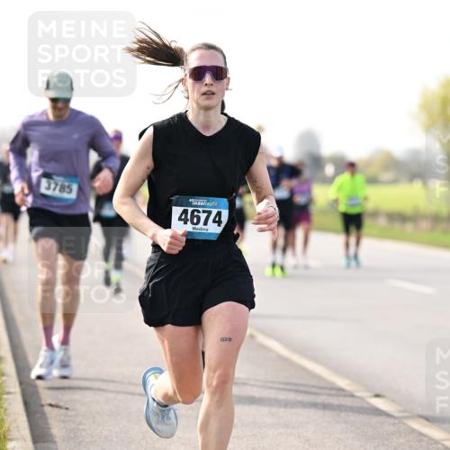 12.04.2026 - 45. Internationalen Wilhelmsburger Insellauf Dr. Thomas Lammeyer http://msf.ph/oto/9443125 12.04.2026 10:14:51 Laufen 3785, 45, 4674, 3 meine-sportfotos.de