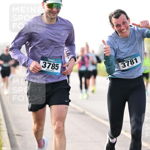 12.04.2026 - 45. Internationalen Wilhelmsburger Insellauf Dr. Thomas Lammeyer http://msf.ph/oto/9443138 12.04.2026 10:14:53 Laufen 45, 3785, 45, 3781 meine-sportfotos.de