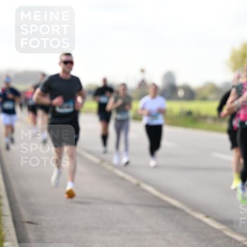 12.04.2026 - 45. Internationalen Wilhelmsburger Insellauf Dr. Thomas Lammeyer http://msf.ph/oto/9443157 12.04.2026 10:14:57 Laufen 2479 meine-sportfotos.de