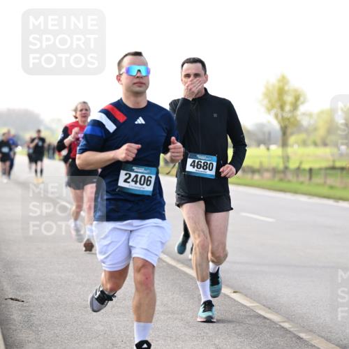 12.04.2026 - 45. Internationalen Wilhelmsburger Insellauf Dr. Thomas Lammeyer http://msf.ph/oto/9443190 12.04.2026 10:15:03 Laufen 2406, 4680, 3505 meine-sportfotos.de