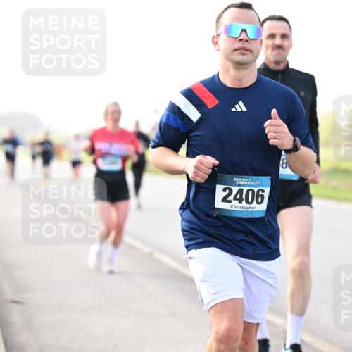 12.04.2026 - 45. Internationalen Wilhelmsburger Insellauf Dr. Thomas Lammeyer http://msf.ph/oto/9443194 12.04.2026 10:15:04 Laufen 2406, 8 meine-sportfotos.de