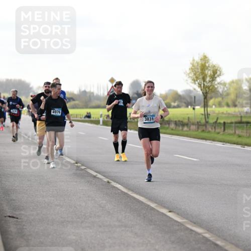 12.04.2026 - 45. Internationalen Wilhelmsburger Insellauf Dr. Thomas Lammeyer http://msf.ph/oto/9443237 12.04.2026 10:15:13 Laufen 4976, 3831 meine-sportfotos.de
