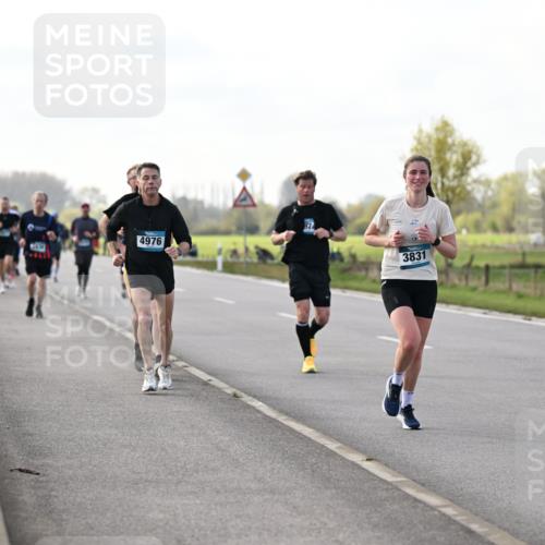 12.04.2026 - 45. Internationalen Wilhelmsburger Insellauf Dr. Thomas Lammeyer http://msf.ph/oto/9443246 12.04.2026 10:15:14 Laufen 4976, 3831 meine-sportfotos.de