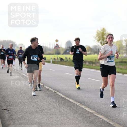 12.04.2026 - 45. Internationalen Wilhelmsburger Insellauf Dr. Thomas Lammeyer http://msf.ph/oto/9443250 12.04.2026 10:15:14 Laufen 4976, 3831 meine-sportfotos.de