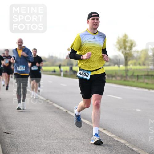 12.04.2026 - 45. Internationalen Wilhelmsburger Insellauf Dr. Thomas Lammeyer http://msf.ph/oto/9443342 12.04.2026 10:15:35 Laufen 4608 meine-sportfotos.de