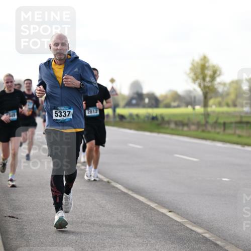 12.04.2026 - 45. Internationalen Wilhelmsburger Insellauf Dr. Thomas Lammeyer http://msf.ph/oto/9443357 12.04.2026 10:15:37 Laufen 2812, 349, 5337 meine-sportfotos.de