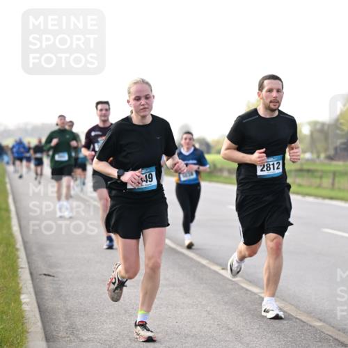 12.04.2026 - 45. Internationalen Wilhelmsburger Insellauf Dr. Thomas Lammeyer http://msf.ph/oto/9443370 12.04.2026 10:15:40 Laufen 49, 2812 meine-sportfotos.de