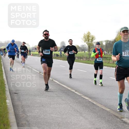 12.04.2026 - 45. Internationalen Wilhelmsburger Insellauf Dr. Thomas Lammeyer http://msf.ph/oto/9443427 12.04.2026 10:15:51 Laufen 5489, 460, 2940, 3334 meine-sportfotos.de