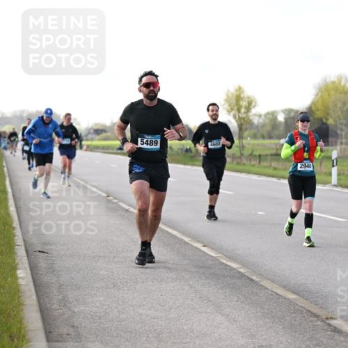 12.04.2026 - 45. Internationalen Wilhelmsburger Insellauf Dr. Thomas Lammeyer http://msf.ph/oto/9443432 12.04.2026 10:15:52 Laufen 5489, 4602, 2940 meine-sportfotos.de