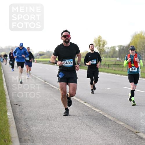 12.04.2026 - 45. Internationalen Wilhelmsburger Insellauf Dr. Thomas Lammeyer http://msf.ph/oto/9443434 12.04.2026 10:15:52 Laufen 5489, 4602, 2940 meine-sportfotos.de