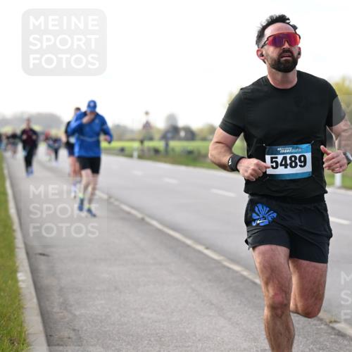 12.04.2026 - 45. Internationalen Wilhelmsburger Insellauf Dr. Thomas Lammeyer http://msf.ph/oto/9443443 12.04.2026 10:15:53 Laufen 45, 5489 meine-sportfotos.de