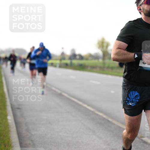 12.04.2026 - 45. Internationalen Wilhelmsburger Insellauf Dr. Thomas Lammeyer http://msf.ph/oto/9443445 12.04.2026 10:15:54 Laufen 89 meine-sportfotos.de