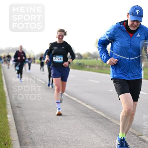 12.04.2026 - 45. Internationalen Wilhelmsburger Insellauf Dr. Thomas Lammeyer http://msf.ph/oto/9443468 12.04.2026 10:15:57 Laufen 2724, 8 meine-sportfotos.de