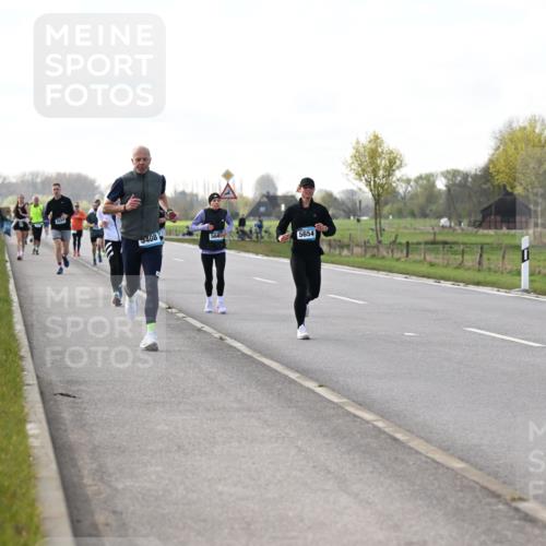 12.04.2026 - 45. Internationalen Wilhelmsburger Insellauf Dr. Thomas Lammeyer http://msf.ph/oto/9443511 12.04.2026 10:16:04 Laufen 408, 564, 5654 meine-sportfotos.de