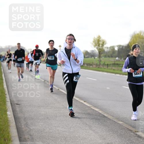 12.04.2026 - 45. Internationalen Wilhelmsburger Insellauf Dr. Thomas Lammeyer http://msf.ph/oto/9443541 12.04.2026 10:16:09 Laufen 4180, 302, 5647 meine-sportfotos.de