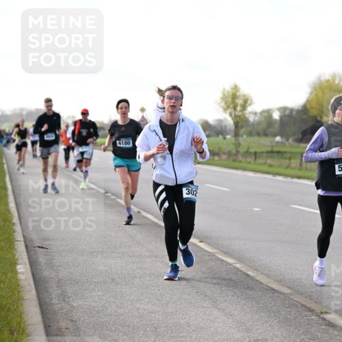 12.04.2026 - 45. Internationalen Wilhelmsburger Insellauf Dr. Thomas Lammeyer http://msf.ph/oto/9443542 12.04.2026 10:16:09 Laufen 4180, 302, 5647 meine-sportfotos.de